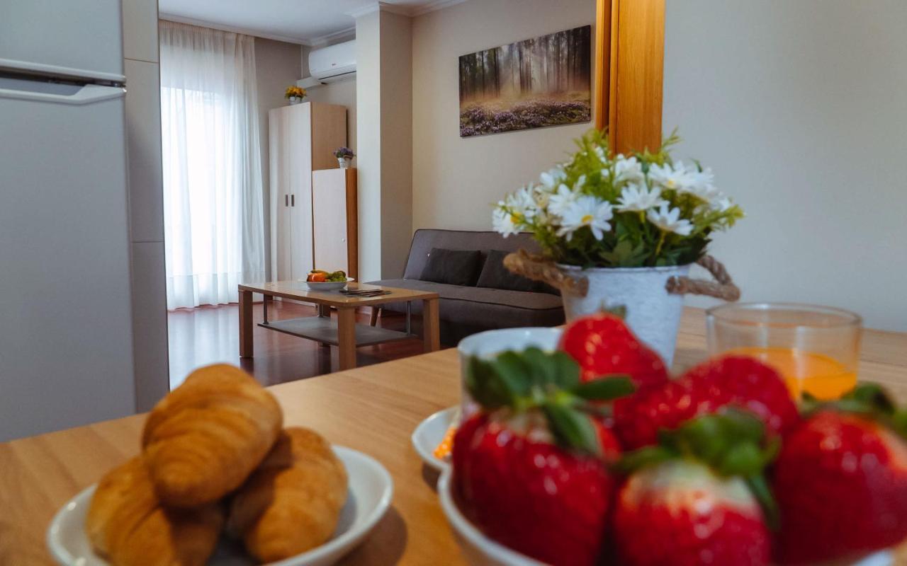 A Casa Antiga Do Monte Apartamentos Turisticos - Pontecesures Padrón Kültér fotó